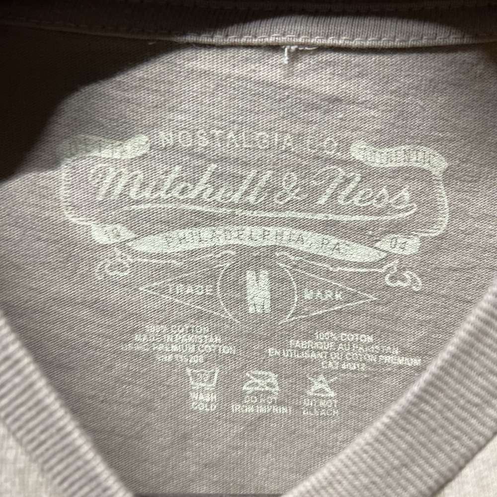 New York Yankees Mitchell and Ness T Shirt Mens Medium MLB Baseball - Picture 5 of 6